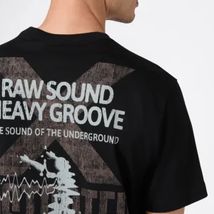 REVERSE WEAVE Men’s Graphic T-Shirt