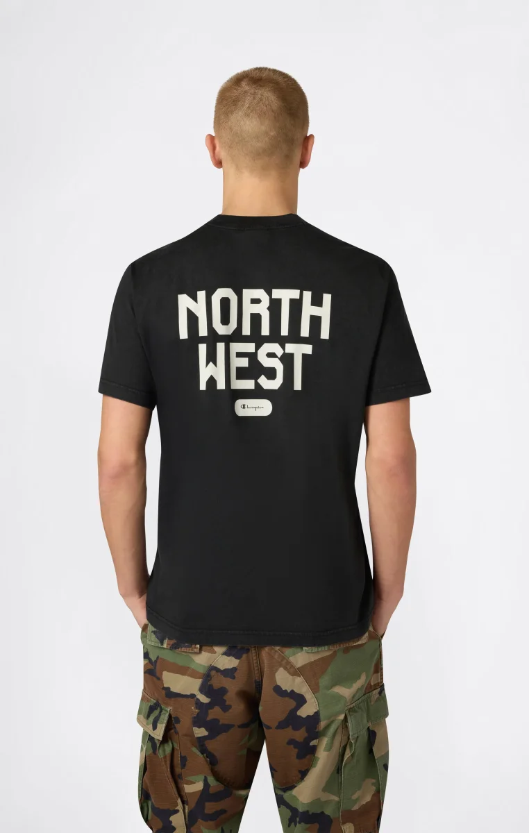 Men’s East West T-Shirt with Front and Back Graphic - immagine 4