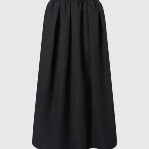 Women’s Skirt Black Edition