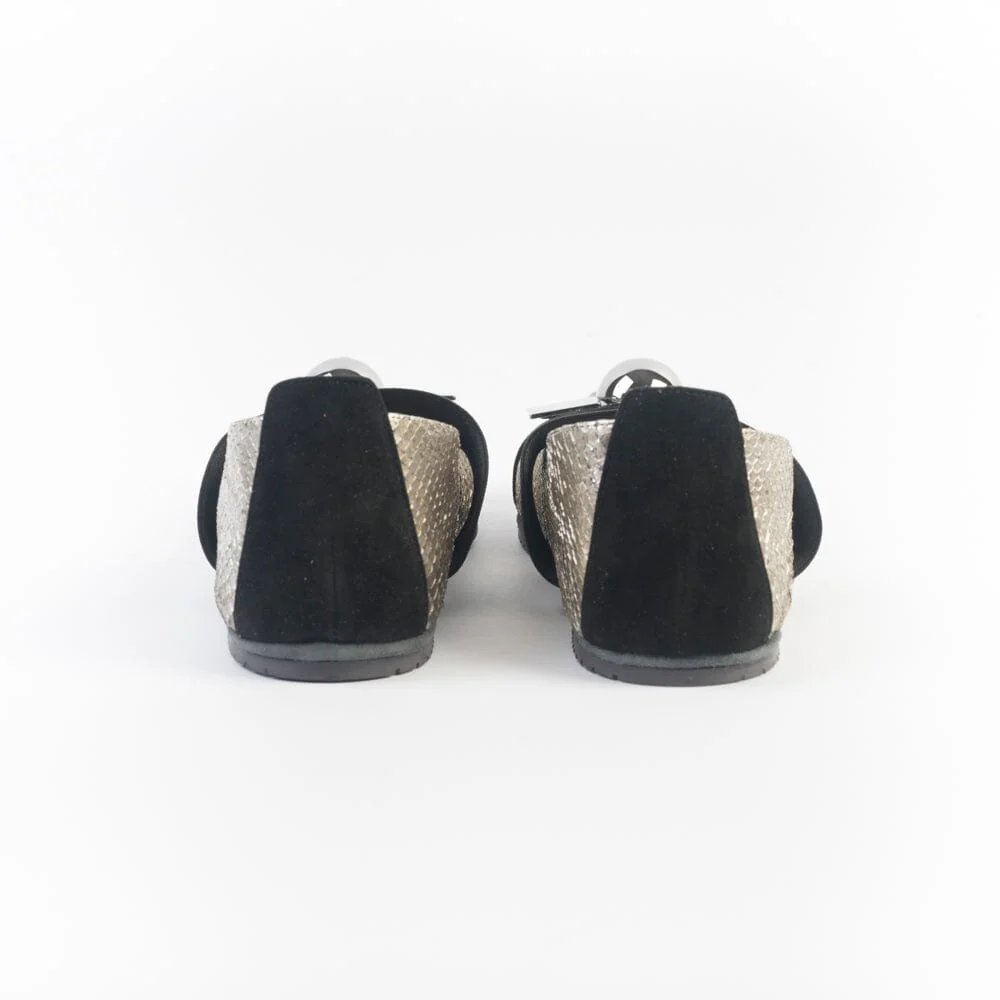 DOVE NUOTANO GLI SQUALI - Ballerina 5580 - Ayers Argento - immagine 5