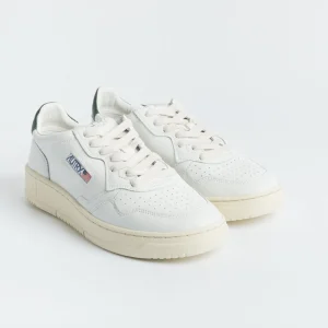 AUTRY Sneakers AULM LL47 - LOW MAN ALL LEAT - Bianco/ Verde