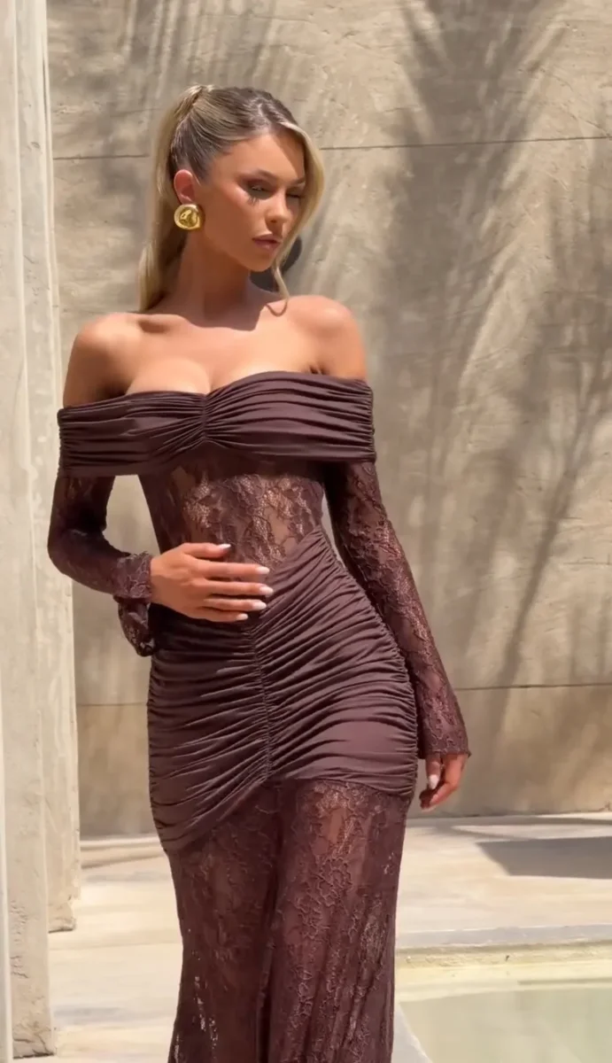 Abito lungo drappeggiato inserto pizzo - immagine 3