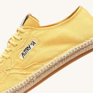 AUTRY - ESLW CV03 - ESPADRILLAS Sneakers LOW WOM PASTYELLOW