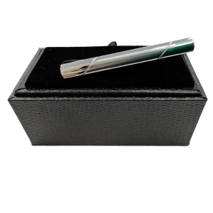 Ferma cravatte rettangolare in acciaio con righe trasversali incise