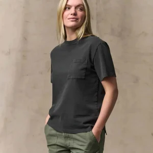 WOMEN'S SHORT SLEEVE POCKET TEE