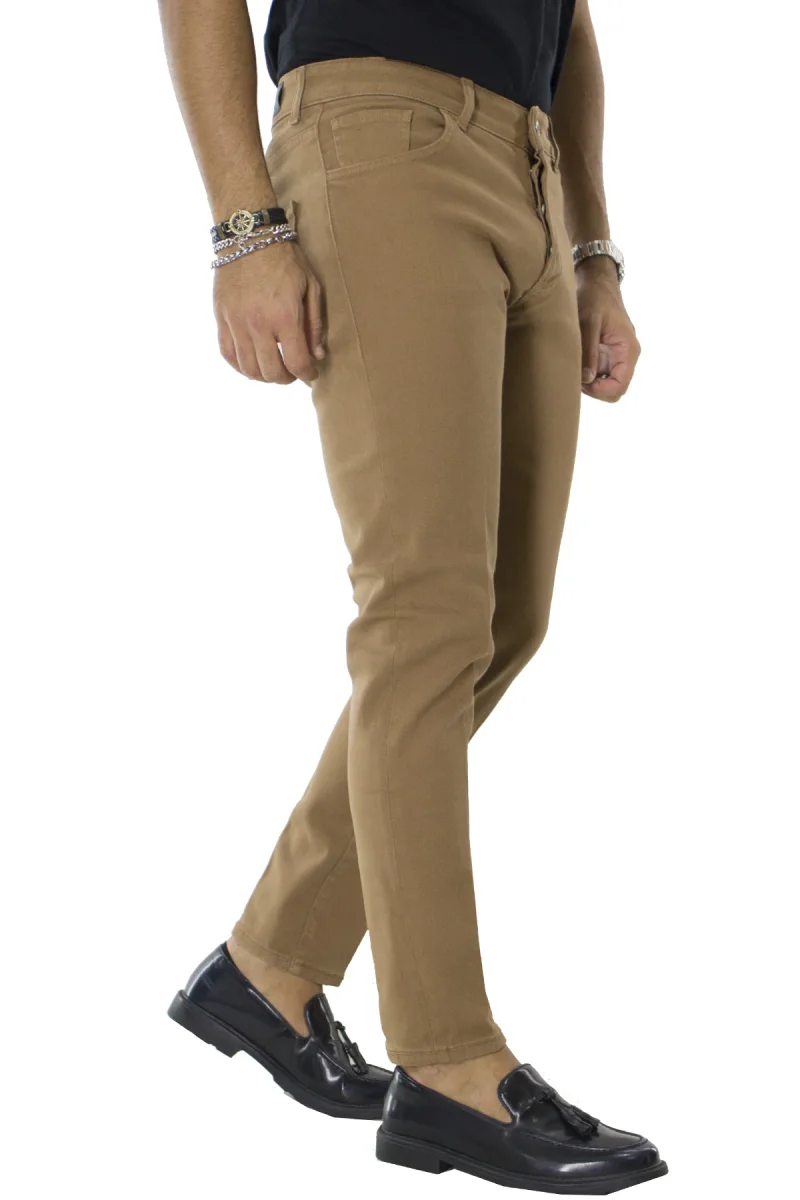 Jeans uomo cammello tinta unita modello 5 tasche slim fit made in italy - immagine 3