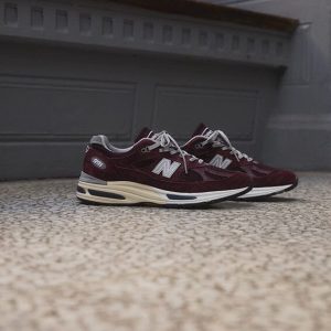 NEW BALANCE -  Sneakers - U991AU2 - Burgundy