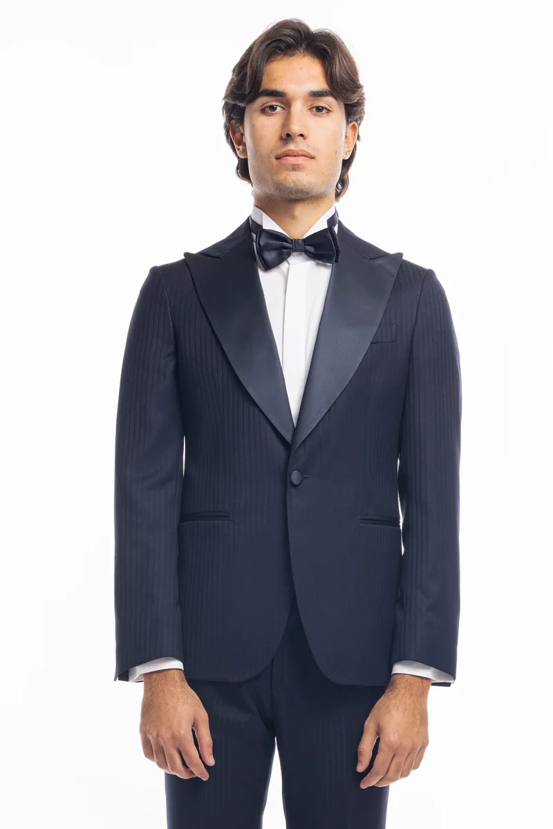 Abito uomo monopetto gessato fondo blu slim fit rever a lancia larga in seta - immagine 5