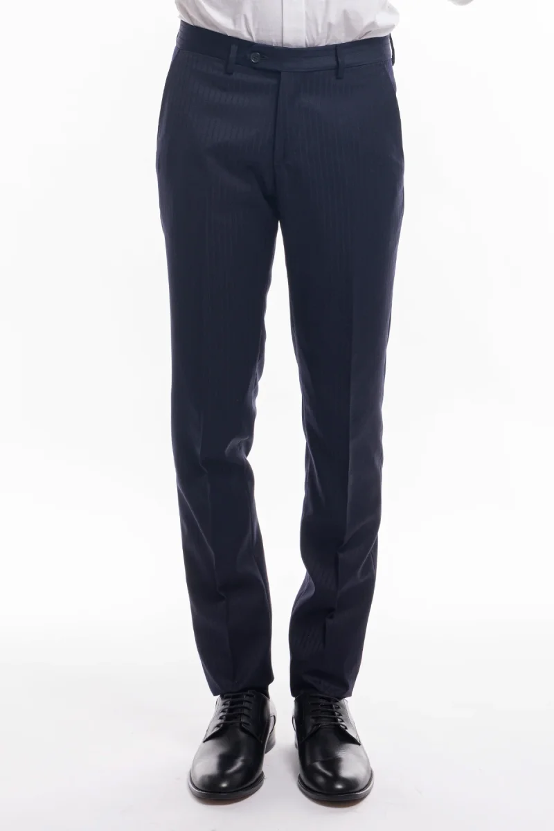 Abito uomo monopetto gessato fondo blu slim fit rever a lancia larga in seta - immagine 6