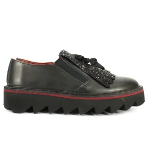 Scarpe donna in pelle basse senza lacci con frangia glitterata e suola grossa in gomma