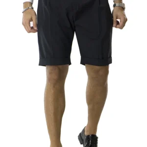 Bermuda uomo Nero in fresco lana vita alta con doppia pinces e tasca america